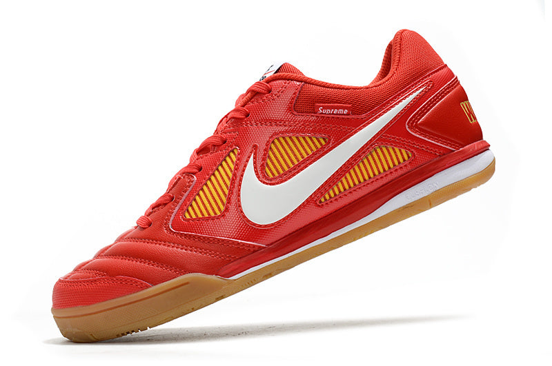 Chuteira Futsal Nike Gato – Vermelha com Detalhes Amarelos