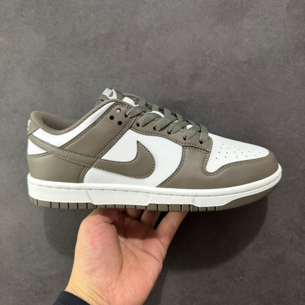Nike Dunk Low – Marrom & Branco