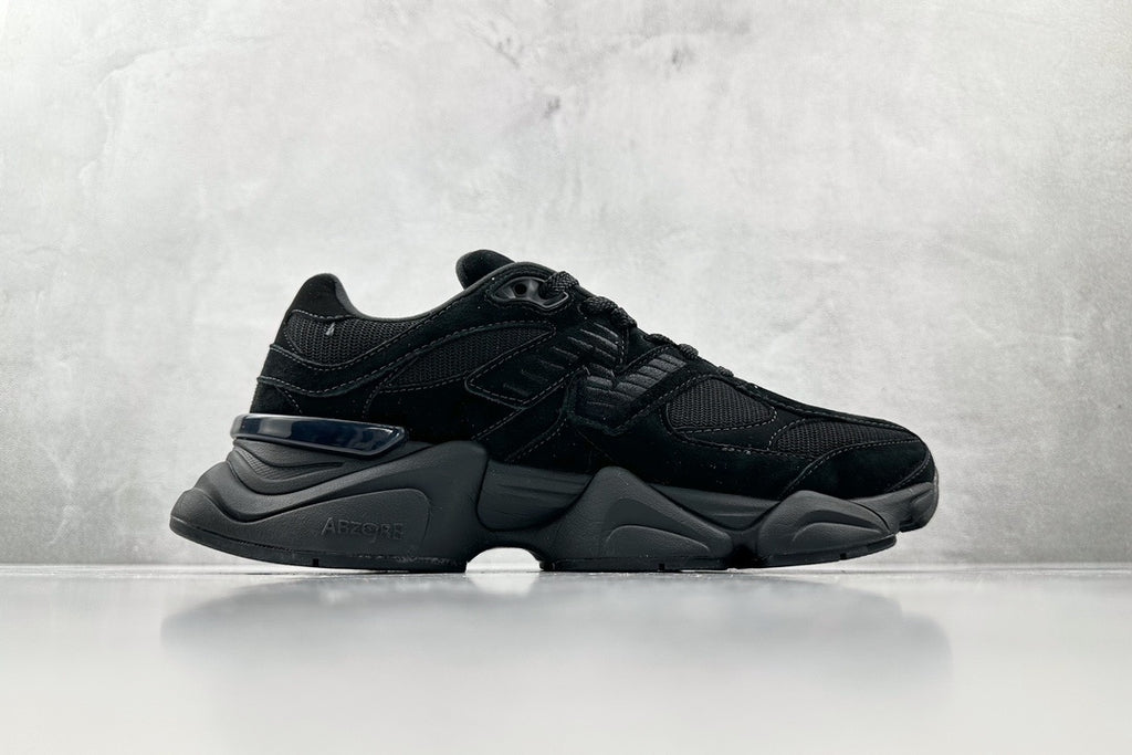 New Balance 9060 – Triple Black