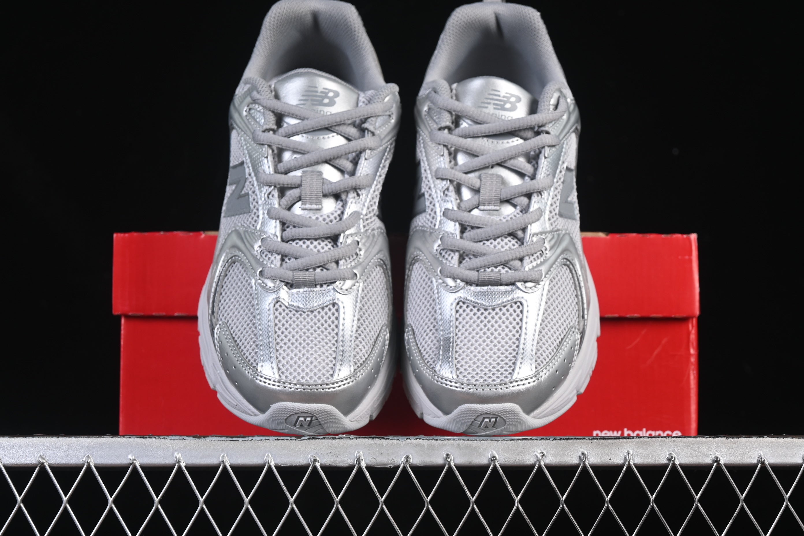 New Balance 530 – Prata