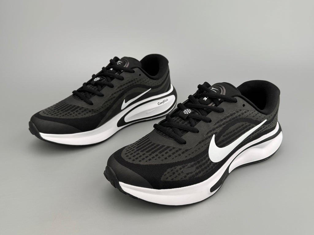 Tênis Journey Run Pro – Preto com Branco