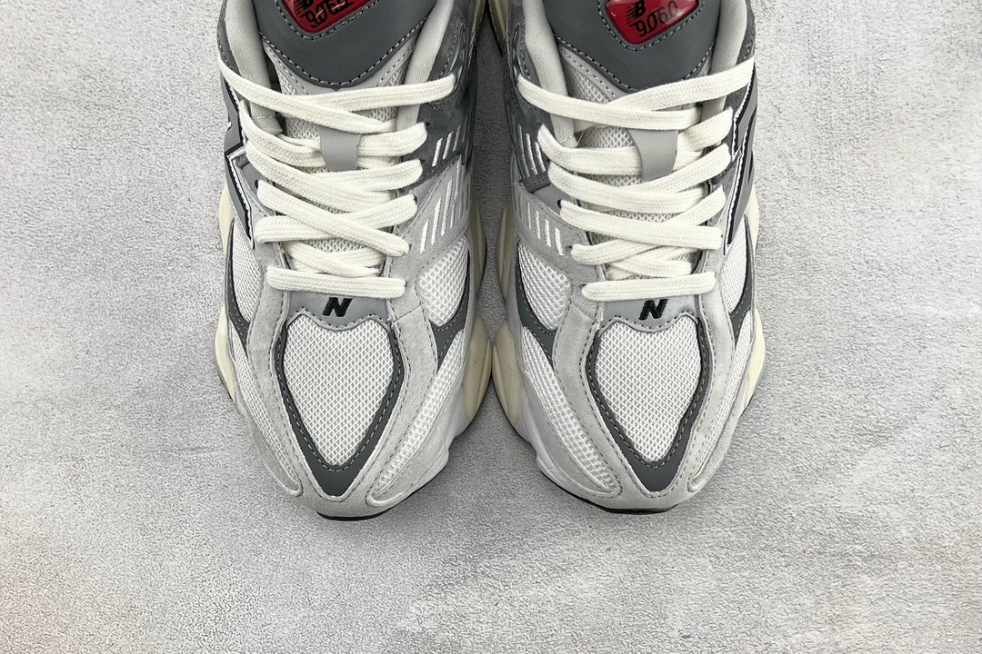 New Balance 9060 – Cinza & Bege