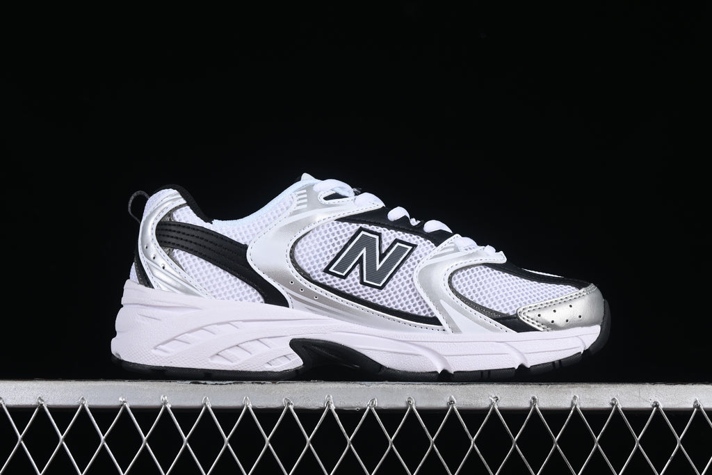 New Balance 530 – Branco/Preto