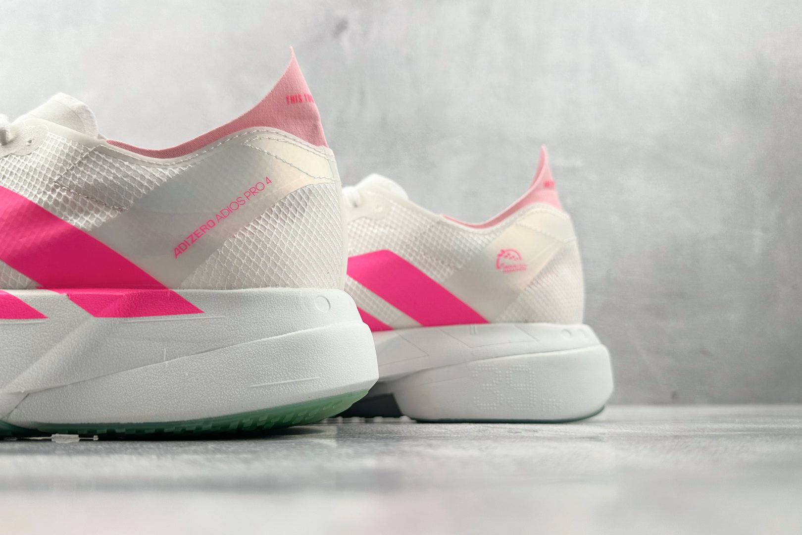 Tênis Running Speed Pro – Adizero | Branco com Rosa