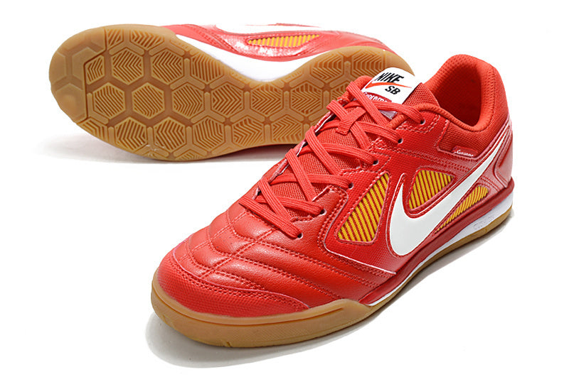 Chuteira Futsal Nike Gato – Vermelha com Detalhes Amarelos