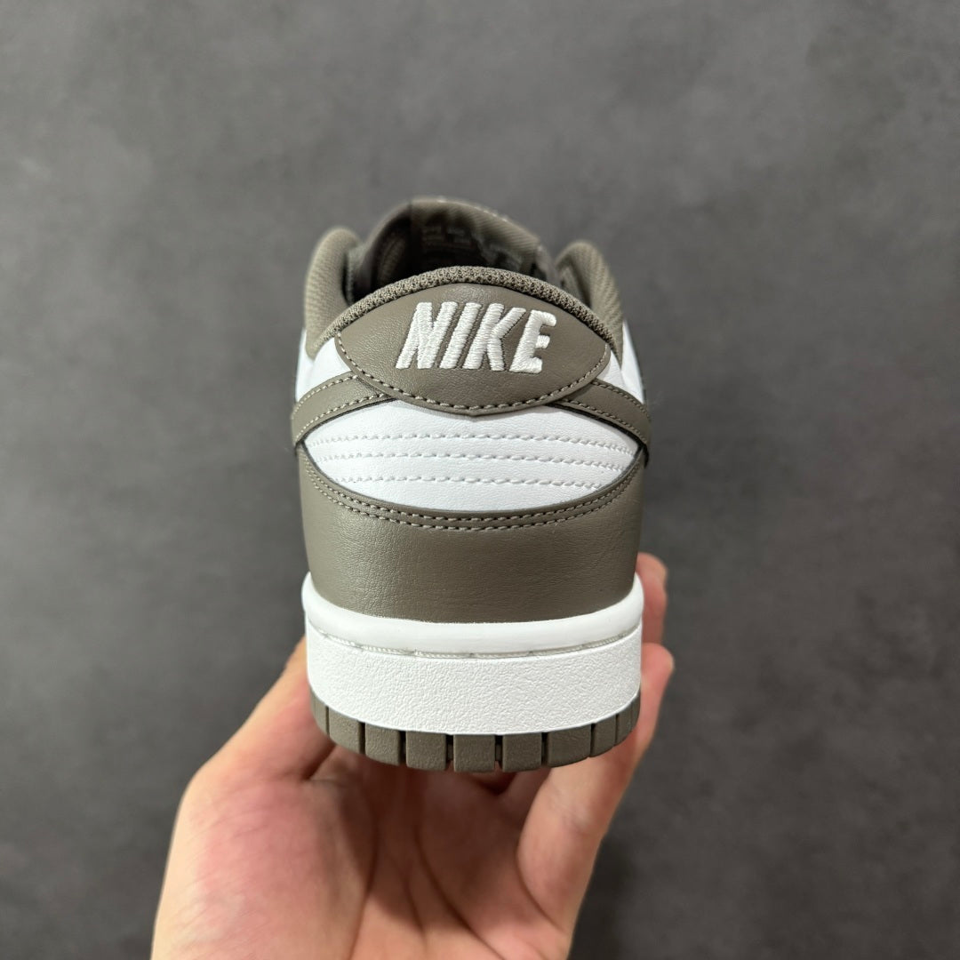 Nike Dunk Low – Marrom & Branco