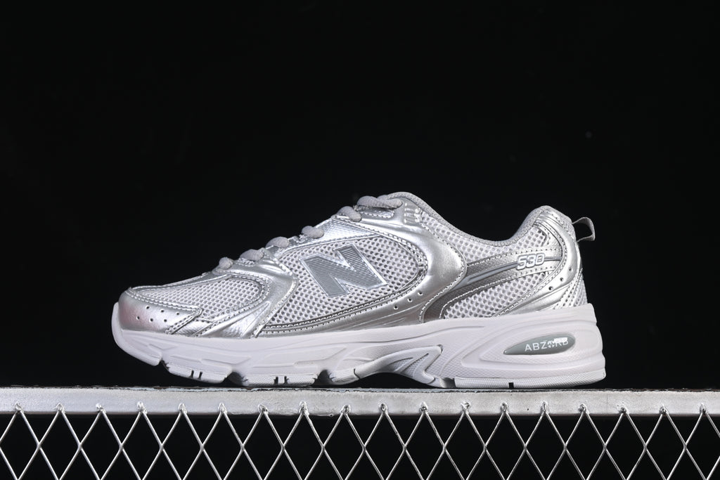 New Balance 530 – Prata