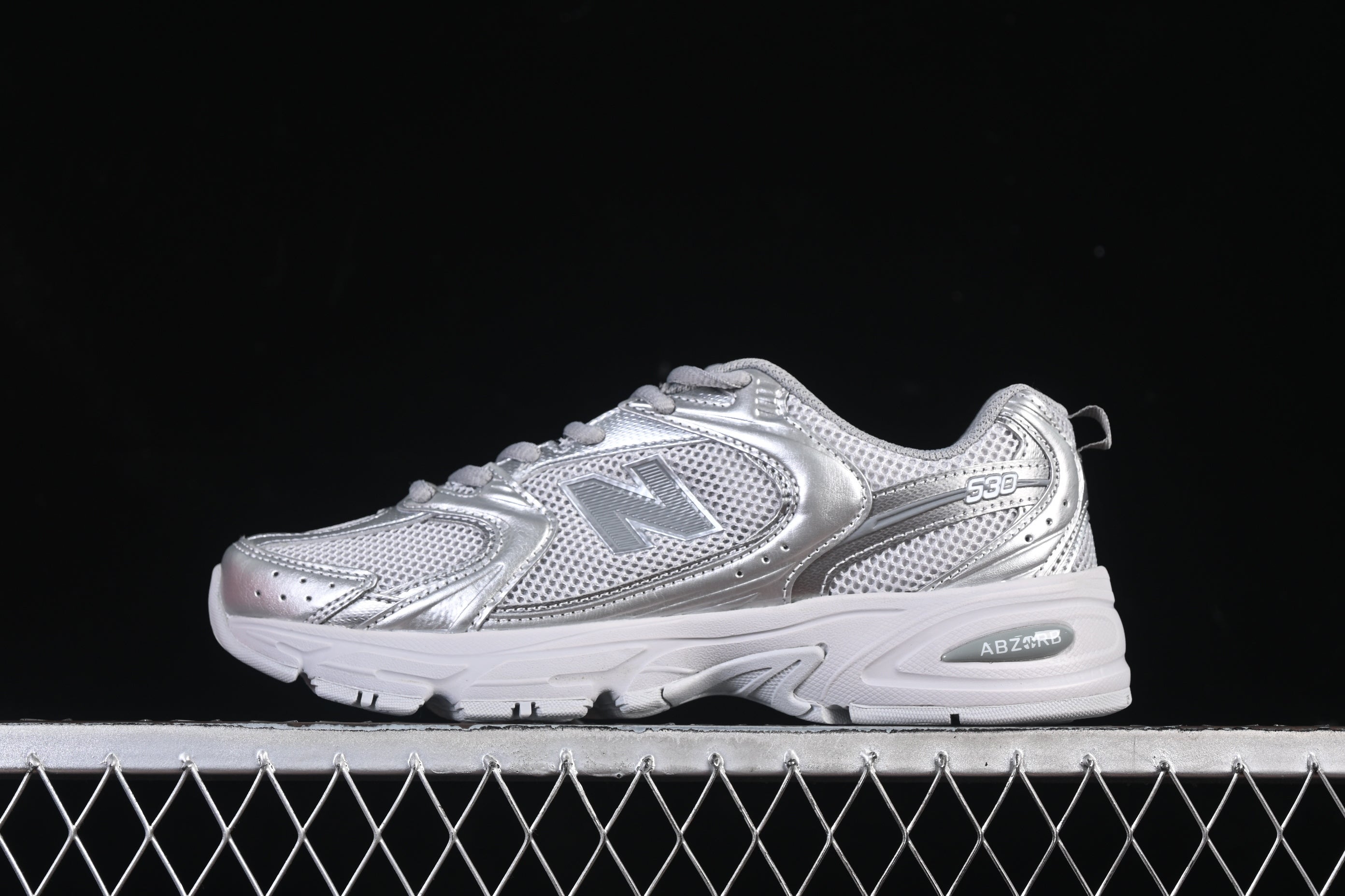 New Balance 530 – Prata