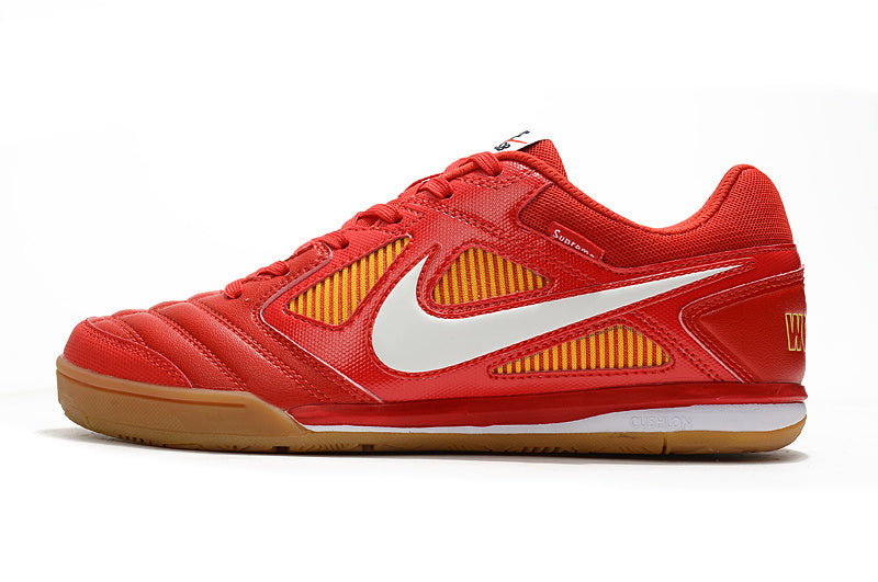 Chuteira Futsal Nike Gato – Vermelha com Detalhes Amarelos