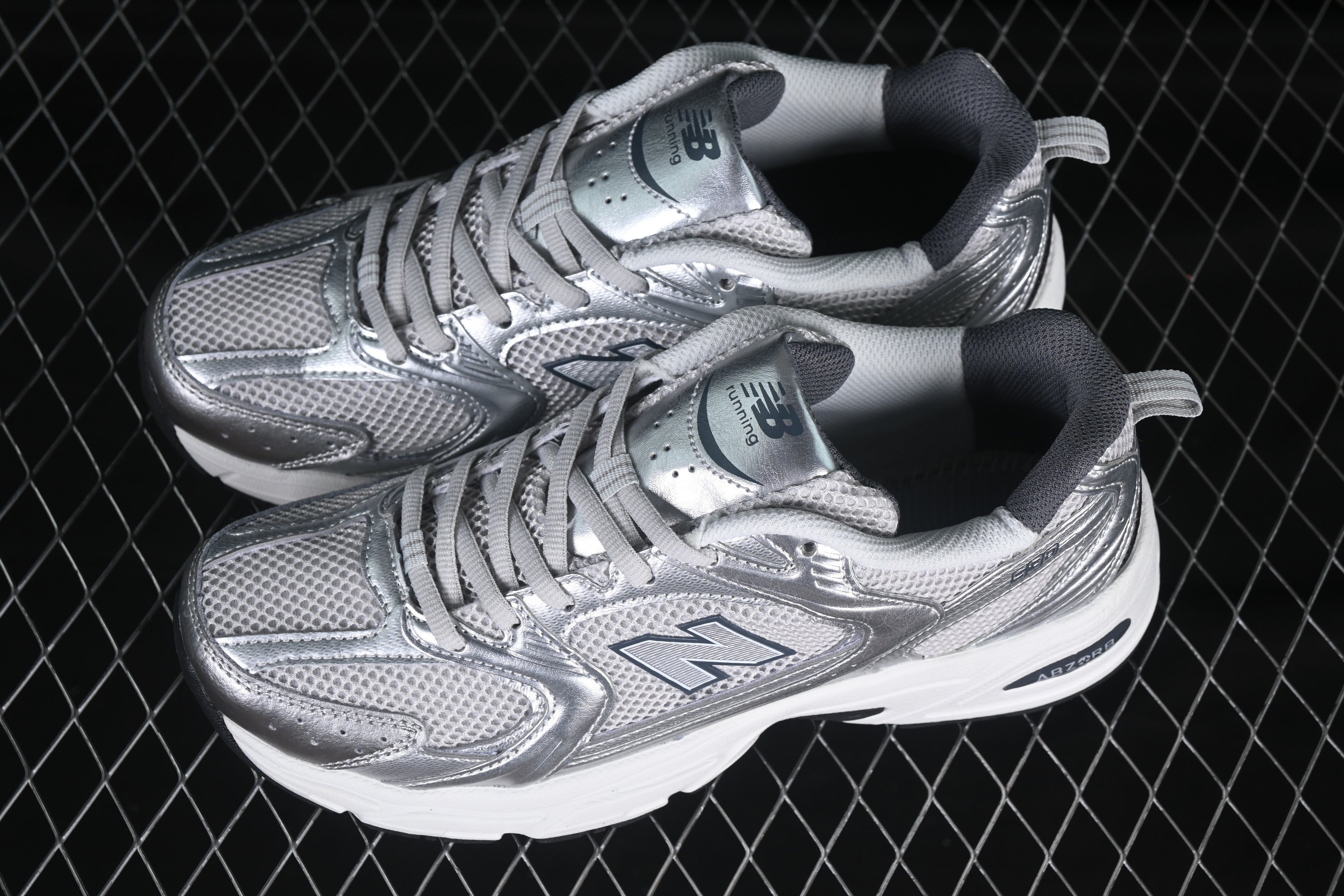 New Balance 530 – Prata com Azul