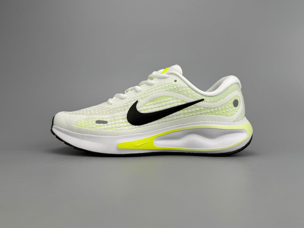 Tênis Journey Run Pro – Branco com Verde Neon