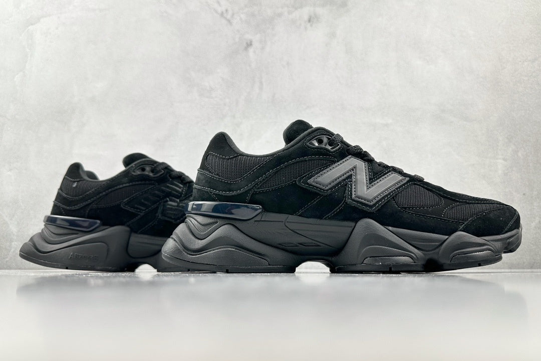 New Balance 9060 – Triple Black
