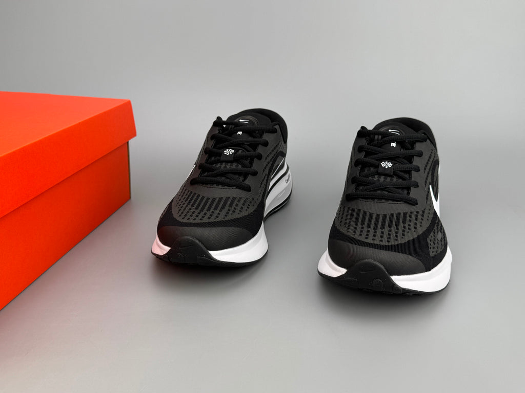Tênis Journey Run Pro – Preto com Branco