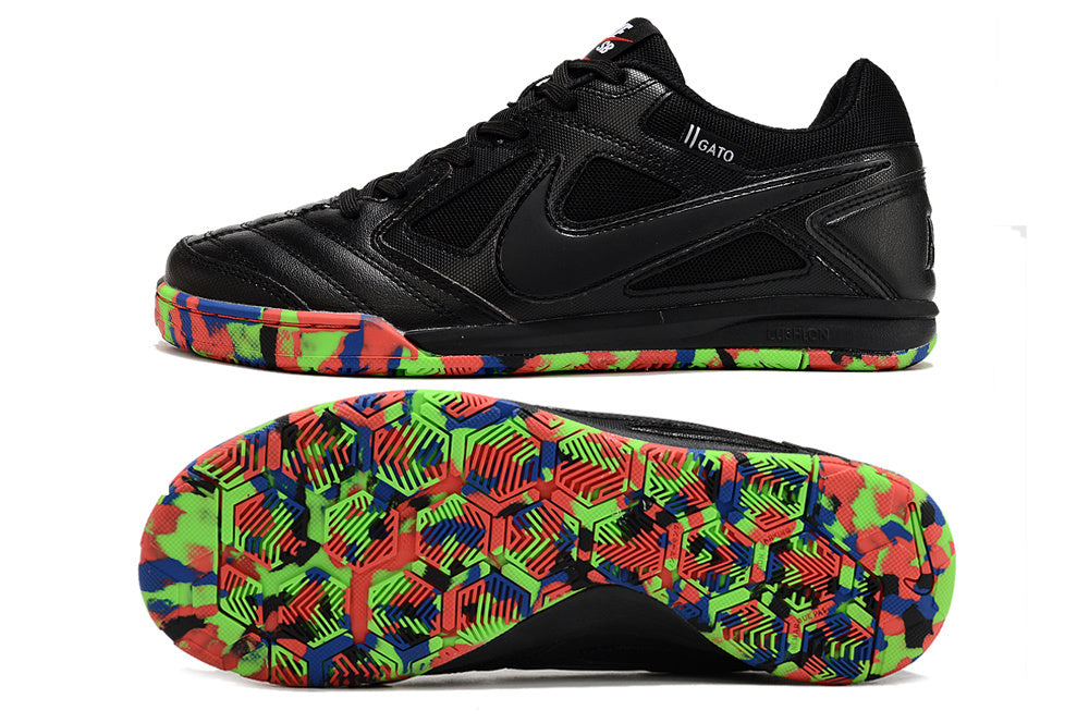 Chuteira Futsal Nike Gato – Preta com Solado Colorido