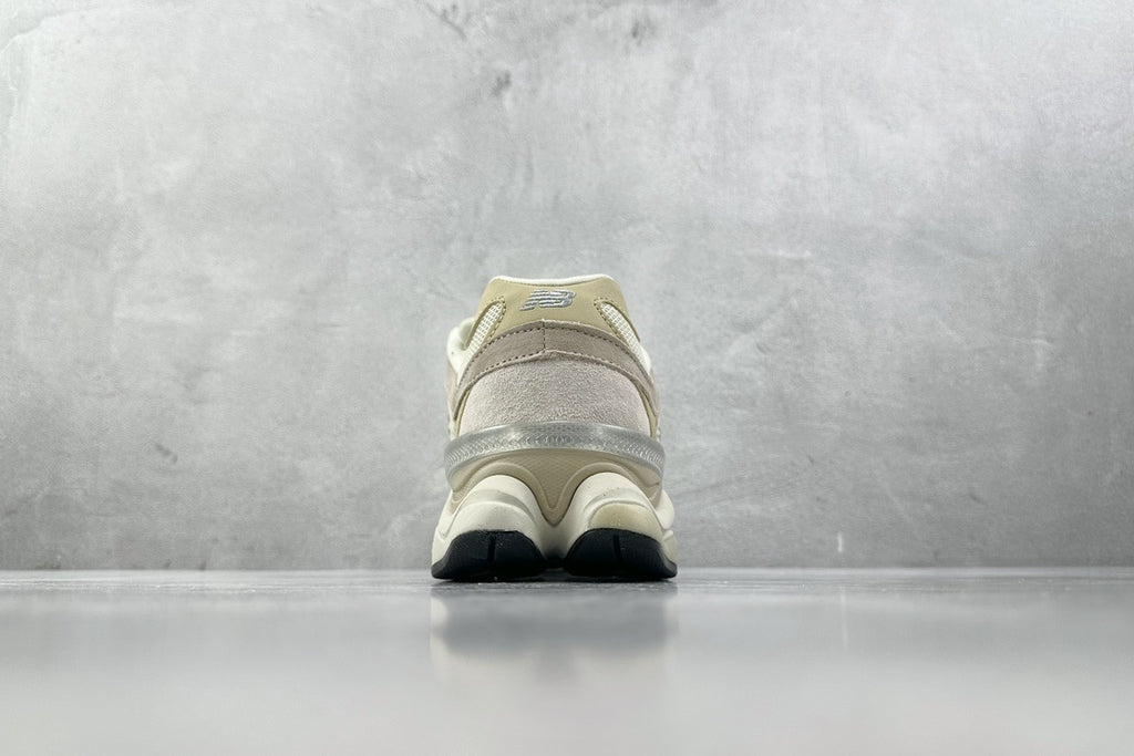 New Balance 9060 – Bege