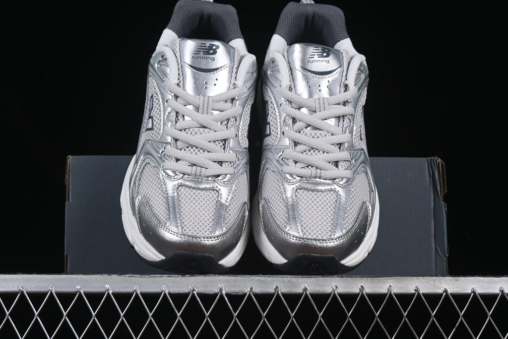 New Balance 530 – Prata com Azul
