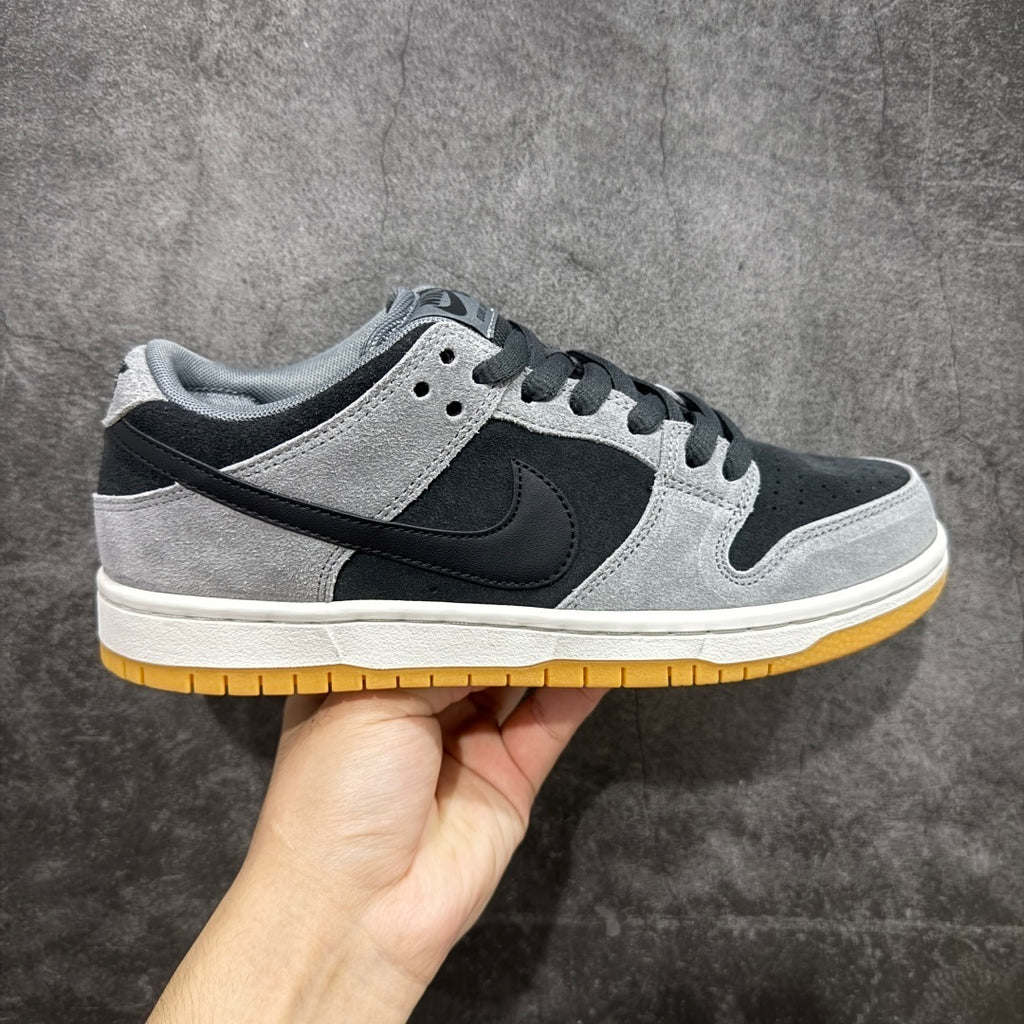 Nike Dunk Low – Cinza & Preto com Solado Gum