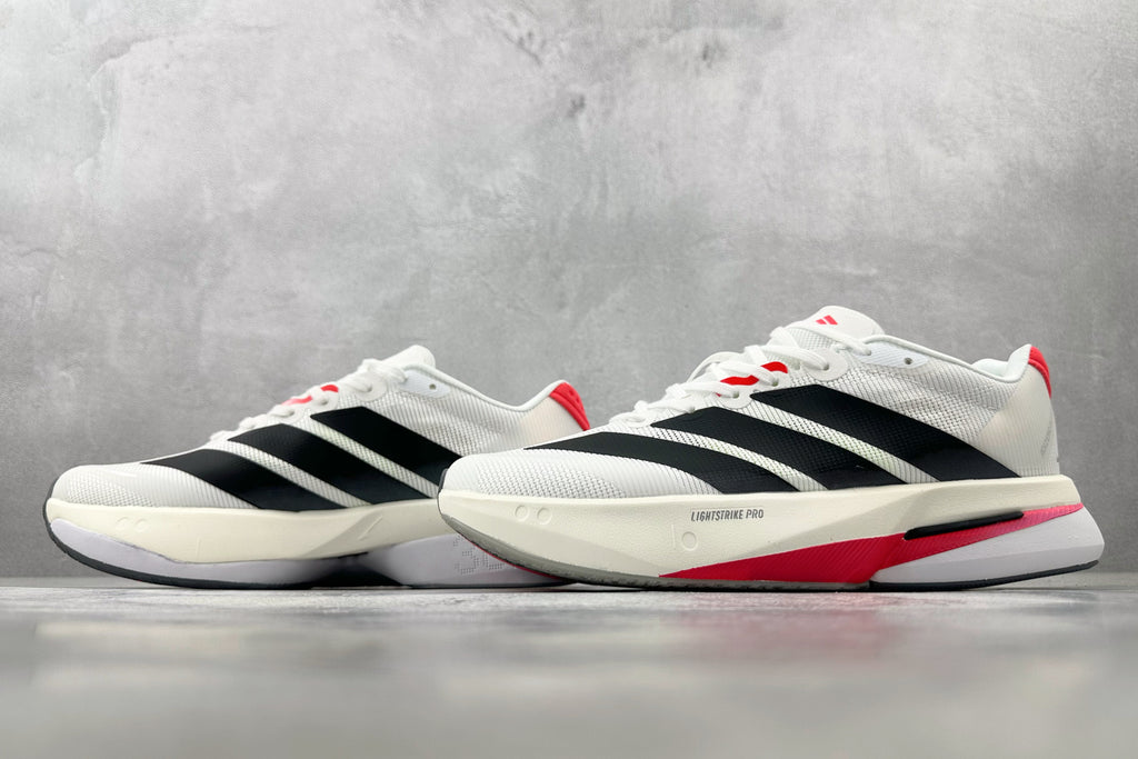 Tênis Performance Pro 3D LightStrike – Branco com Preto e Vermelho